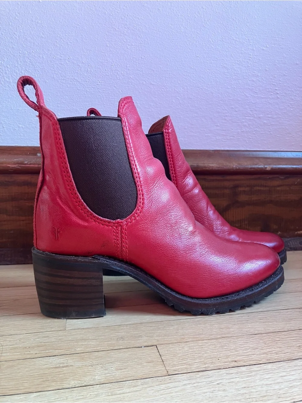 Frye Sabrina Chelsea Boots Burnt Red 8 - Picture 3 of 9